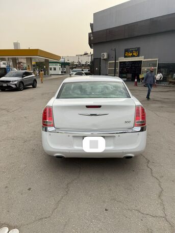 Riyadh, Vehicles, Cars & Trucks , SAR 34000,  Chrysler 300C,  2014,  Automatic,  270000 KM,