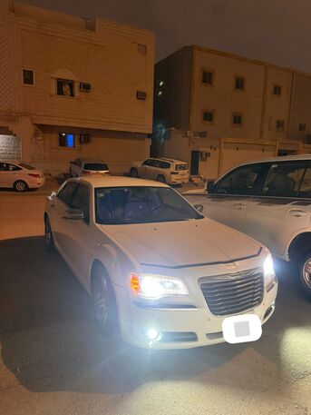 Riyadh, Vehicles, Cars & Trucks , SAR 34000,  Chrysler 300C,  2014,  Automatic,  270000 KM,