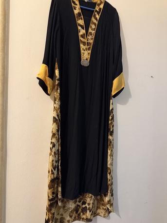 Al Ghadir, Clothing & Accessories, SAR 100,  Pre Loved Clothes In Excellent Condition