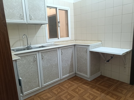 Mahooz, Apartments, Flats, Houses & Villas, BHD 220/month,  2 BR,  180 Sq. Meter,  Semi Furnished 2bhk With Unlimited Ewa