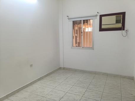 Mahooz, Apartments, Flats, Houses & Villas, BHD 220/month,  2 BR,  180 Sq. Meter,  Semi Furnished 2bhk With Unlimited Ewa