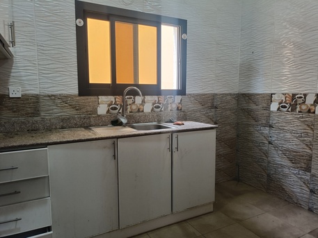 Zinj, Apartments, Flats, Houses & Villas, BHD 200/month,  1 BR,  180 Sq. Meter,  Semi Furnished 1bhk With Inclusive