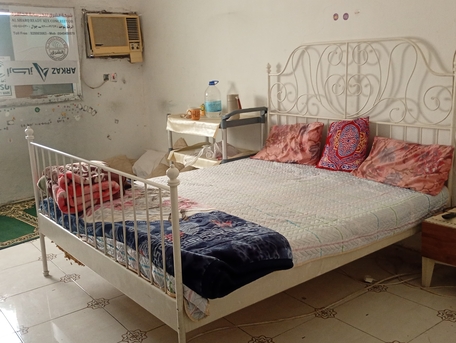 Riyadh, Furniture, SAR 500,  KING SIZE BED WITH MATRESS