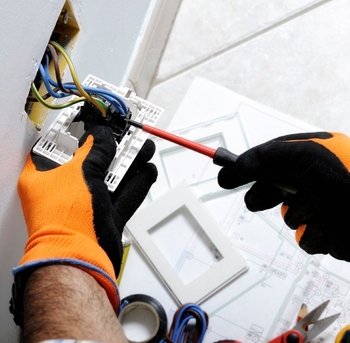 London, Business, Reliable Rental Property Electrical Services | Reedie Electrical