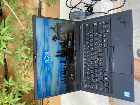 Riyadh, Computers, SAR 1000,  Lenovo X1 Carbon Core I7,16GB RAM,256GB SSD,Original Type C Charger