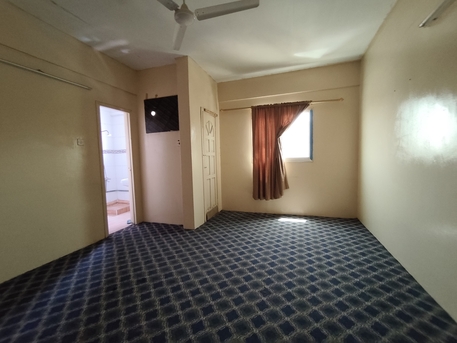 Manama, Apartments, Flats, Houses & Villas, BHD 125/year,  2 BR,  Jidali:- 2Bhk Unfurnished Flat On Rent..