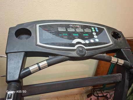 Thuqbah, Appliances, SAR 800,  Treadmill And Stationary Bike In Good Condition