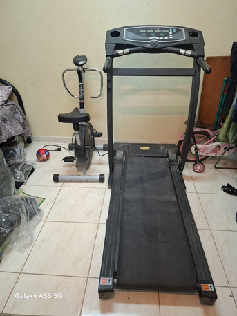 Thuqbah, Appliances, SAR 800,  Treadmill And Stationary Bike In Good Condition