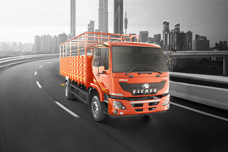 Mumbai, Heavy Equipment, Heavy Duty Trucks In Potner For Business Operations
