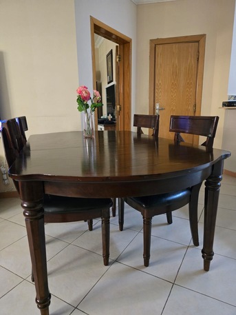 Al Malaz, Furniture, SAR 700,  Sturdy Wooden Dining Table-Reduced Price