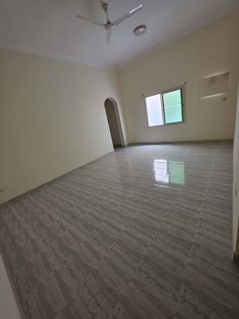 Busaiteen, Apartments, Flats, Houses & Villas, BHD 170,  2 BR,  Flat For Rent In Busaiteen