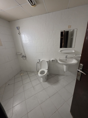 Busaiteen, Apartments, Flats, Houses & Villas, BHD 170,  2 BR,  Flat For Rent In Busaiteen