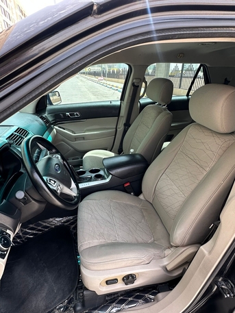 Riyadh, Vehicles, Cars & Trucks , SAR 25000,  Ford Explorer,  2013,  Automatic,  302000 KM,