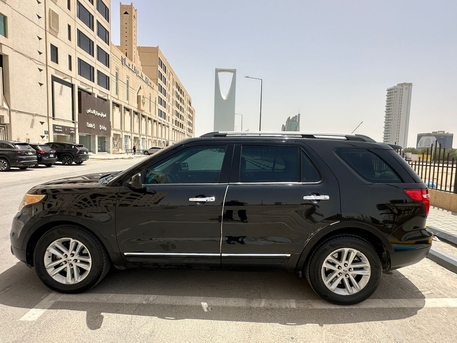 Riyadh, Vehicles, Cars & Trucks , SAR 25000,  Ford Explorer,  2013,  Automatic,  302000 KM,
