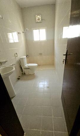 Hoora, Apartments, Flats, Houses & Villas, BHD 250/month,  3 BR,  3 Bedroom Semi Furnished Flat For Rent With Ewa