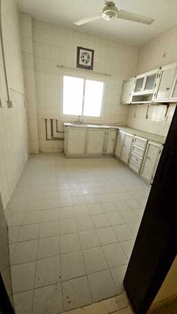 Hoora, Apartments, Flats, Houses & Villas, BHD 250/month,  3 BR,  3 Bedroom Semi Furnished Flat For Rent With Ewa