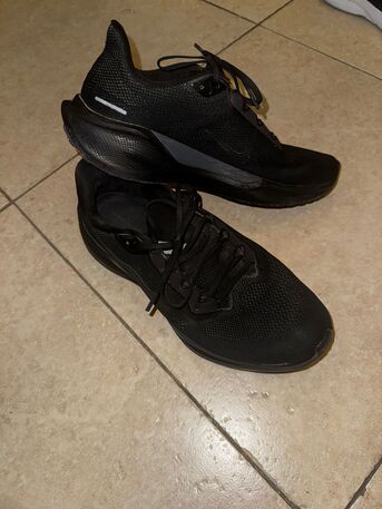 Doha, Clothing & Accessories, QAR 250,  PRE-OWNED SHOES FOR SALE ???? ✨ Great Condition