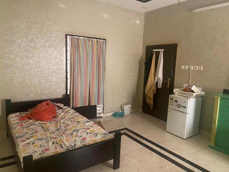 Al Sanabel, Apartments, Flats, Houses & Villas, SAR 1400/month,  A Big Studio Flat Room Available For A Family Or Two Batchelors From This Month