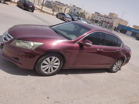 Al Murabba, Vehicles, Cars & Trucks , SAR 20000,  Honda Accord,  2010,  Automatic,  316000 KM,   Full Option