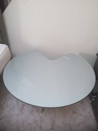 Jubail, Furniture, SAR 100,  Round Steel Table For Sale