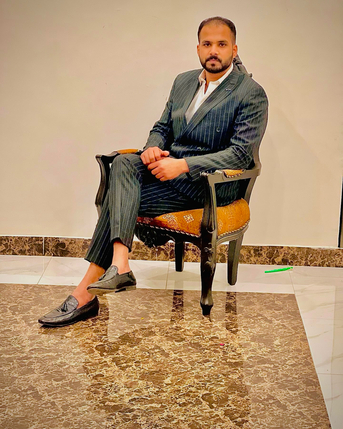 Jeddah, Job Seekers, I Have My Valid Iqama And Liscence And I Also Done My Job In A Company As A Sales Exective