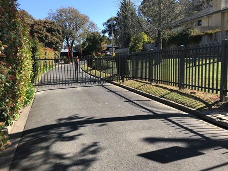 Melbourne, Interior Design, H&B Fencing & Gates
