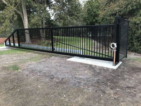 Melbourne, Interior Design, H&B Fencing & Gates