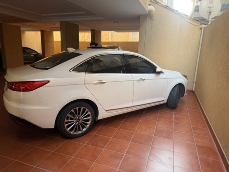 Jeddah, Vehicles, Cars & Trucks , SAR 35000,  Ford Escort,  2020,  Automatic,  1000215 KM,  Full Option