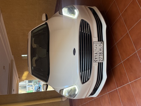 Jeddah, Vehicles, Cars & Trucks , SAR 35000,  Ford Escort,  2020,  Automatic,  1000215 KM,  Full Option