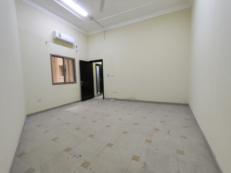 Juffair, Apartments, Flats, Houses & Villas, BHD 160/year,  1 BR,  Juffair:- Studio Flat On Rent With Unlimited Ewa..