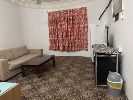 Al Malaz, Housing Exchanges, SAR 90/day,  1 BR,  30 Sq. Meter,  Single Big 5x6 Furnished Room Is Available For Rent In Very Nice Location Only For Single