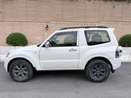 Riyadh, Vehicles, Cars & Trucks , SAR 55000,  Mitsubishi Pajero,  2014,  Manual,  177000 KM,  Diplomatic Car For Sale