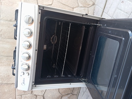 Manama, Household Items, BHD 15,  Four Burner Gas Stove In Good Condition.