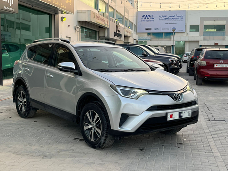 Manama, Vehicles, Cars & Trucks , BHD 1,  Toyota RAV4,  2016,  Automatic,  250000 KM,  Rav4
