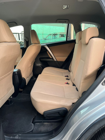 Manama, Vehicles, Cars & Trucks , BHD 1,  Toyota RAV4,  2016,  Automatic,  250000 KM,  Rav4