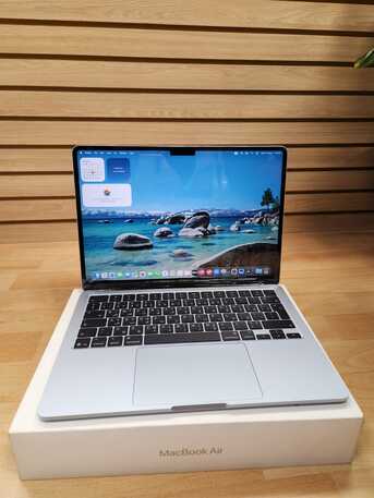 Riyadh, Computers, SAR 4299,  MacBook Air 13 M4 Ram 16GB SSD 512GB CPU 10Core BC 5