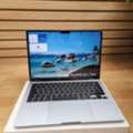 SAR 4299,  MacBook Air 13 M4 Ram 16GB SSD 512GB CPU 10Core BC 5
