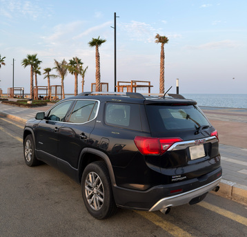 Jeddah, Vehicles, Cars & Trucks , SAR 44000,  GMC Acadia 2017 SLE,  2017,  Automatic,  281000 KM,