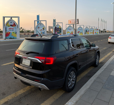 Jeddah, Vehicles, Cars & Trucks , SAR 44000,  GMC Acadia 2017 SLE,  2017,  Automatic,  281000 KM,