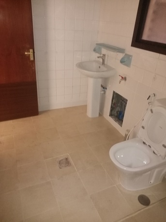 Hoora, Apartments, Flats, Houses & Villas, BHD 190/month,  2 BR,  2 Bedroom 1 Bathroom Family Flat For Rent In Hoora With Balcony Electricity*35529070
