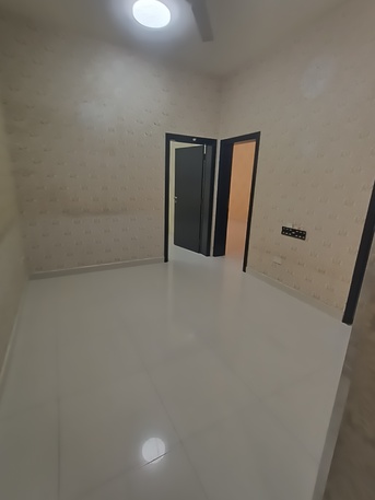 Gudaibiya, Apartments, Flats, Houses & Villas, BHD 220/month,  2 BR,  *** Semi Furnished Spacious 2 Bedroom Flat For Rent In Gudaibiya With Electricity*35529070