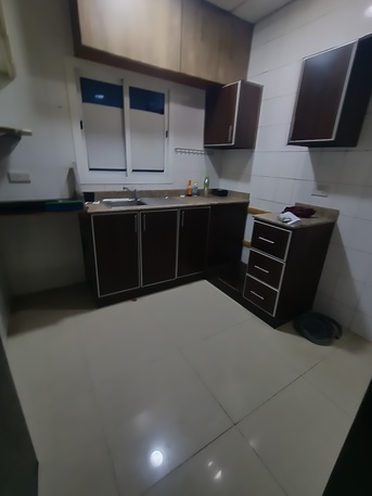 Gudaibiya, Apartments, Flats, Houses & Villas, BHD 220/month,  2 BR,  *** Semi Furnished Spacious 2 Bedroom Flat For Rent In Gudaibiya With Electricity*35529070