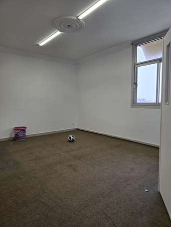 Jeddah, Bedspace For Rent, SAR 1500/month,  2 Rooms Available In Askan Building Separate Kitchen & Washroom