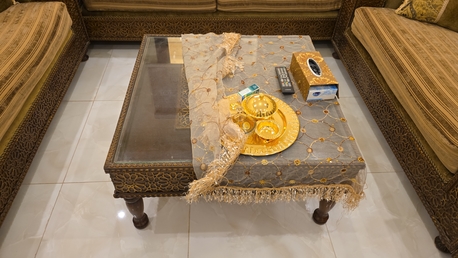 Al Aziziyah, Furniture, SAR 1000,  9 Seater Sofa Set With 1 Center Table And 2 Side Table