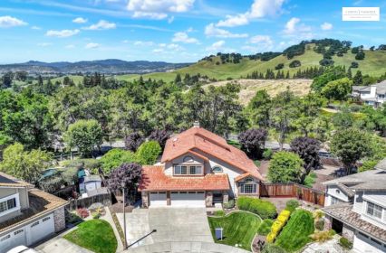 New York, Home Audio, 825000,  Napa Listing: 4BR Fairfield Home In Rancho Solano