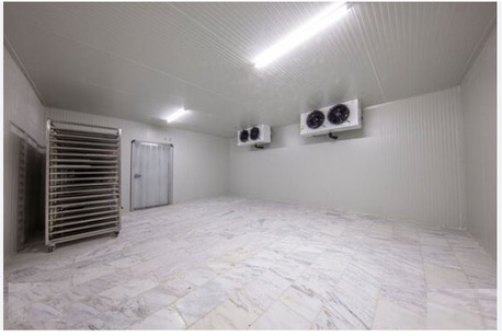 Tubli, Warehouses, BHD 500,  Industrial Freezer ( 30 Feet ) For Rent In Tubli