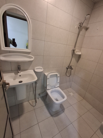 Hoora, Apartments, Flats, Houses & Villas, BHD 140/month,  1 BR,  Studio 140bd With Ewa Ac Near Tea House Hoora