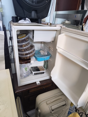 Jeddah, Household Items, SAR 220,  Sell Small Fridge