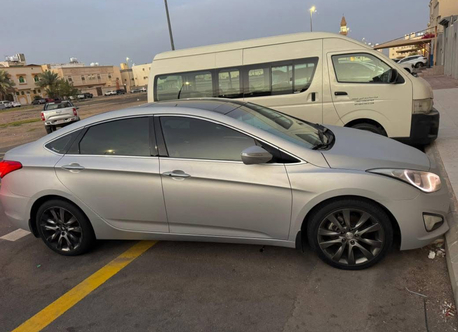 Khobar, Vehicles, Cars & Trucks , SAR 31000,  Hyundai I40,  2015,  Automatic,  234028 KM,    With Panorama Sunroof Full Option- 243000