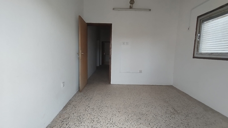 Manama, Apartments, Flats, Houses & Villas, BHD 220/year,  3 BR,  Manama:- 3Bhk Unfurnished Flat On Rent..